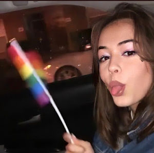 Meet your Posher, Rose